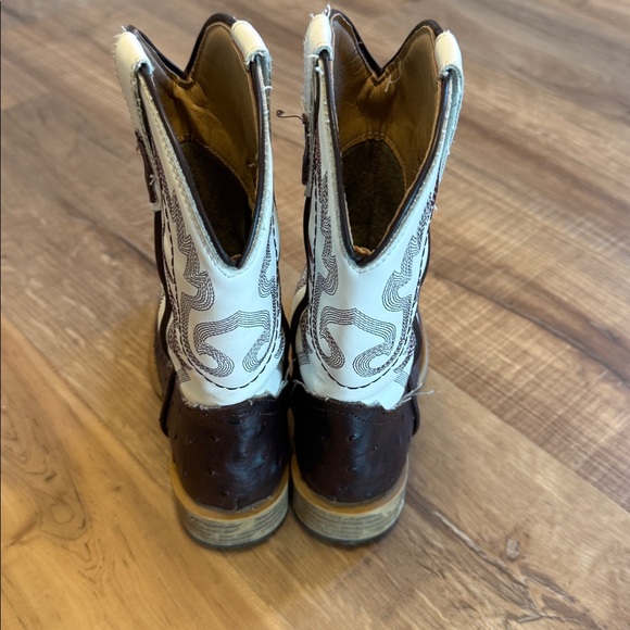 Boys Roper Tan and Cream Leather Boots - Picture 3 of 6